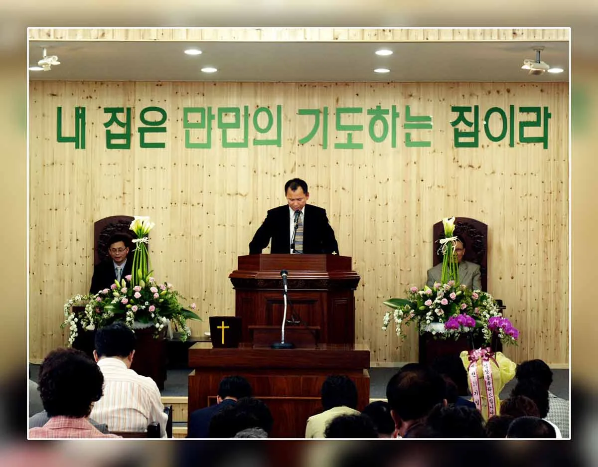 원주시민교회 창립예배를 마치고 기념사진 사진 4