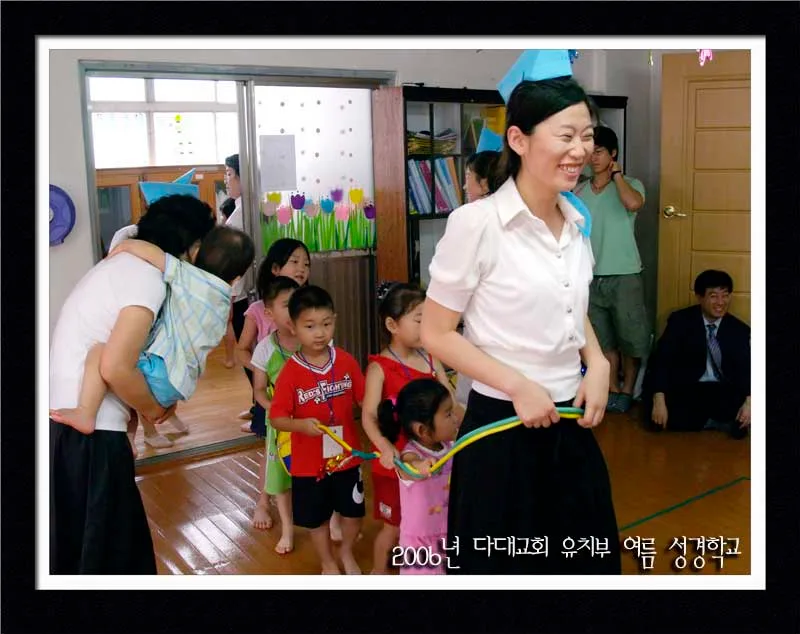 유치부 여름성경학교 예수님의 특급열차 CTX 두 째날 사진 3