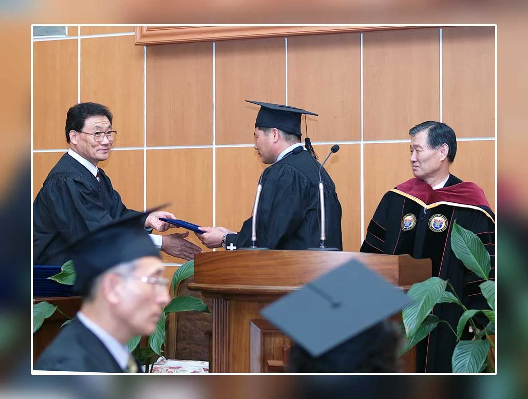 벧엘성서 대학 제7기졸헙식 사진 2