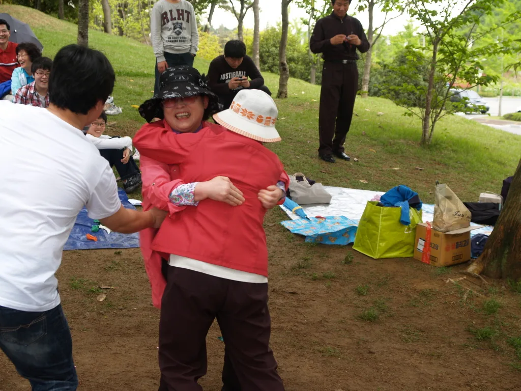 전교인야유회(울산대공원)2011.05.10 사진 9