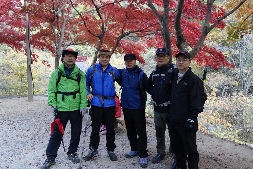 제2남전도회 가을 감사 속리산 산행 사진 2